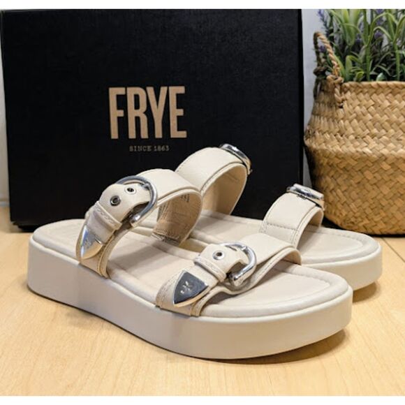 Frye Ivory Maya Buckle Leather Sandals Women's Size 8 NIB - Picture 1 of 13